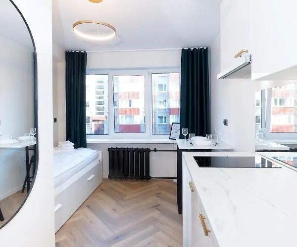 Airport By Revalhome Apartmanhotel 3*