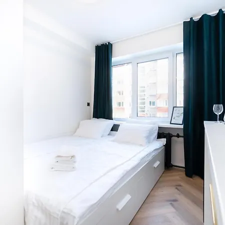 Airport By Revalhome 탈린